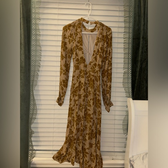 ZARA YELLOW FLORAL DRESS - Picture 2 of 3